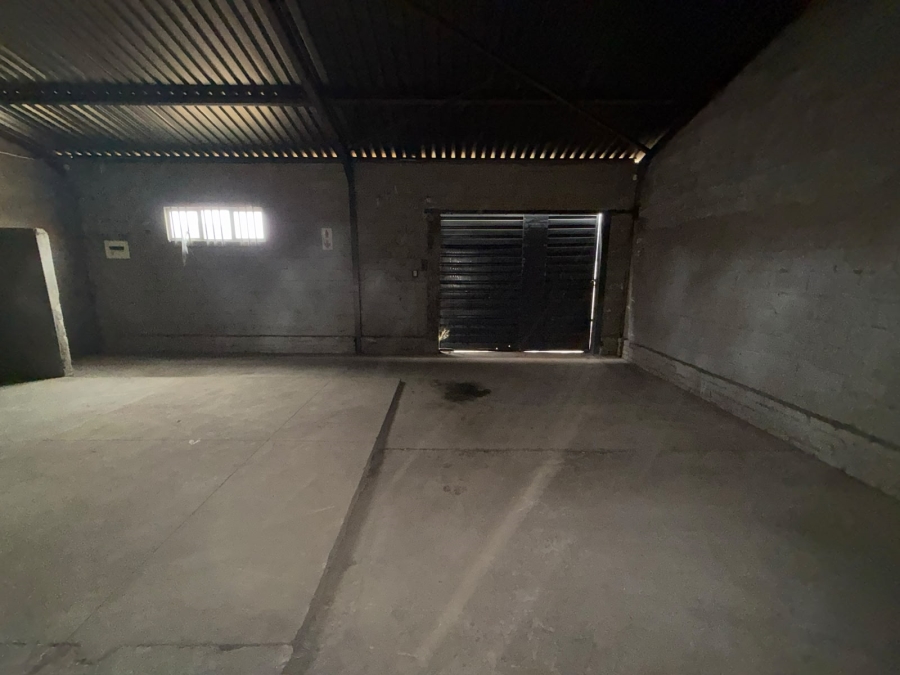 To Let Commercial Property for Rent in Worcester Western Cape